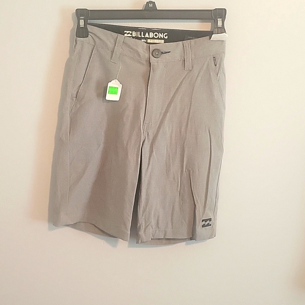 Billabong youth shorts